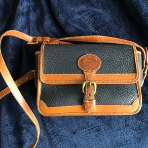 Vintage Dooney and Bourke messenger bag